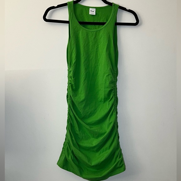 Aritzia Dresses & Skirts - TNA Malibu Ruched Dress in lime green